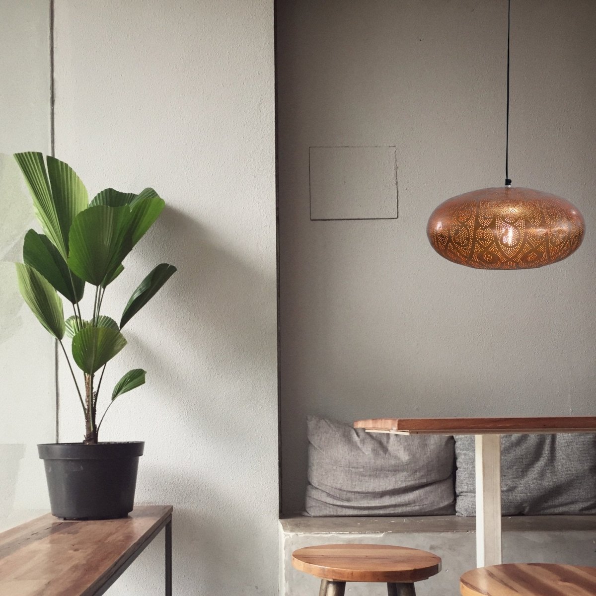 Kezevel Metal Decor Hanging Light - Black Golden Handcrafted Pendant Light / Lamp for Living Room, Bedroom, Balcony and Foyer
