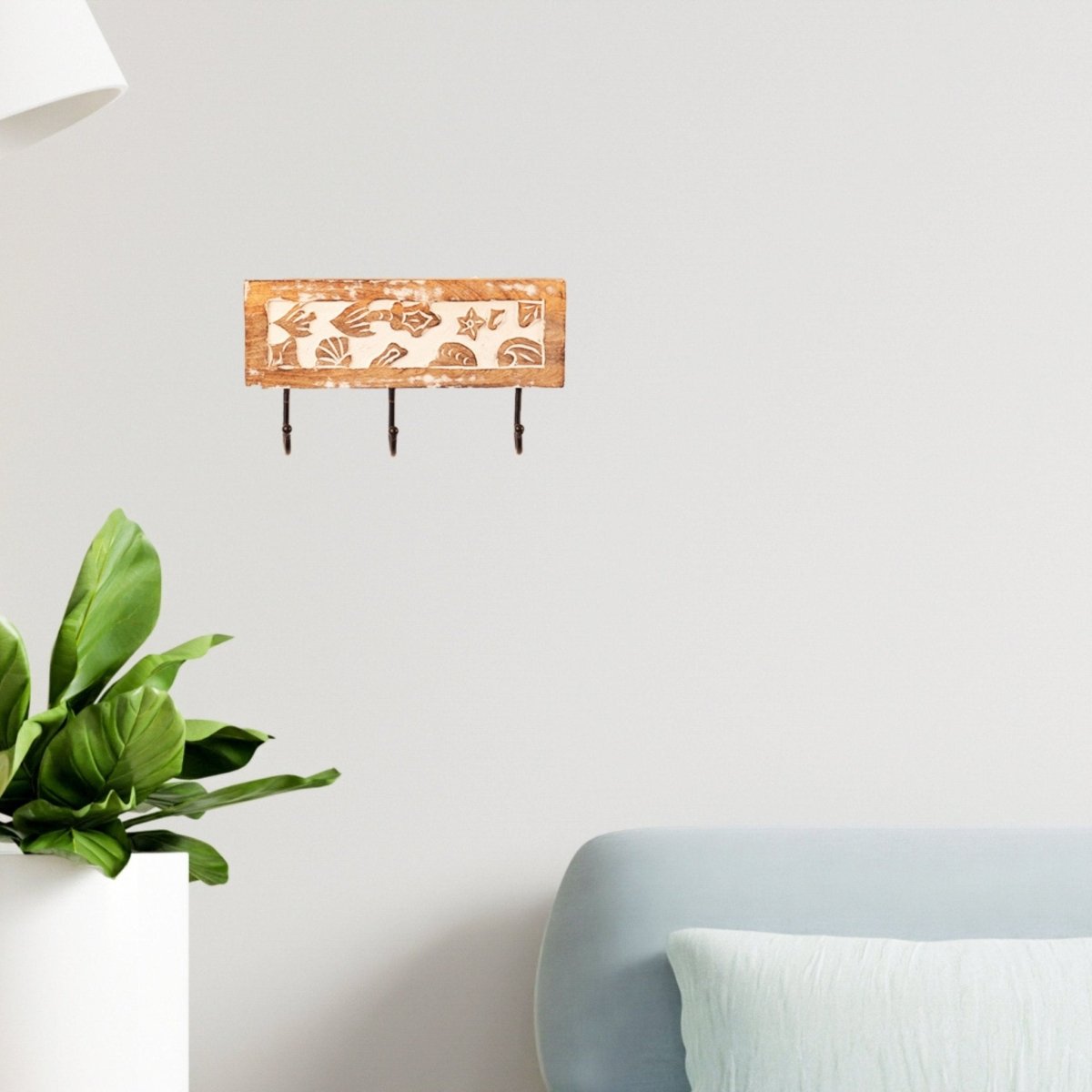 Kezevel Wooden Decorative Wall Hook - Artistic Mango Wood Decorative Wall Hangers in Brown and White , Decor Hooks for Wall