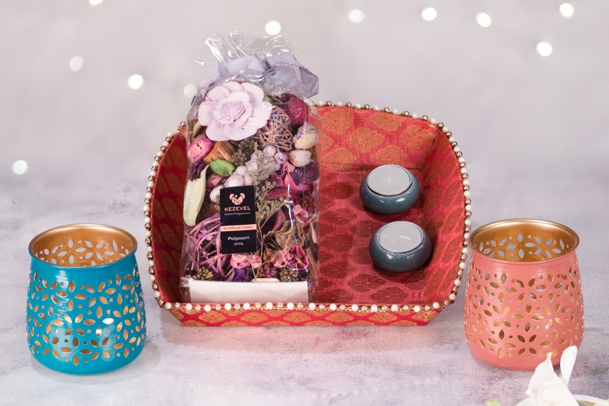 Kezevel Decorative T-Light Holder Gift Hamper - Set of 2 Handcrafted Metal Ceramic Candle Holder, 1 Potpourri for Festive Decor Gift, Size 22X24X11 CM - Kezevel