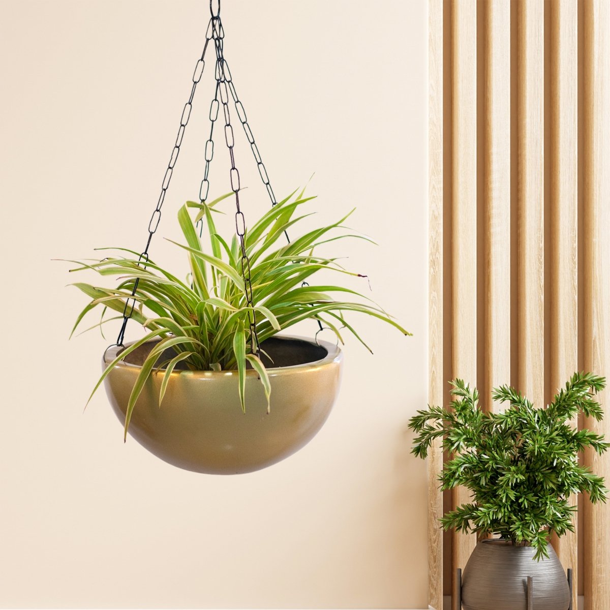 Kezevel Indoor Outdoor FRP Planters - Gold Hanging Flower Pot, Lightweight Durable Hanging Planter for Garden Home Décor