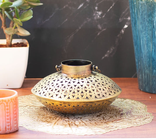 Kezevel Metal Decorative Tealight Holder - Artistically Handcrafted Metal Tealight Lamp in Antique Gold Finish, Table Decor