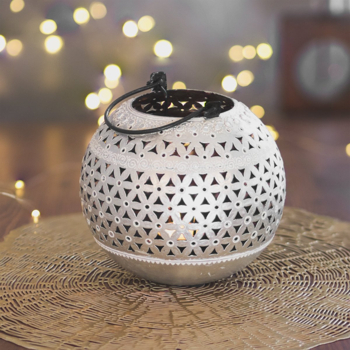 Kezevel Metal Tealight Candle Holder - Handcrafted Round Silver Finish Candle Holders for Home Decor, Table Decor, Puja Decor